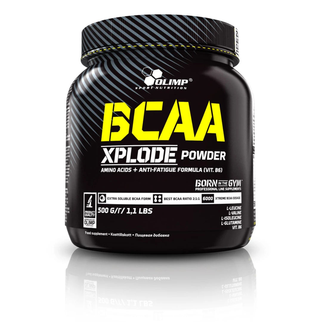 Olimp BCAA Xplode 500 g aminosyrer i pulverform i en svart boks med gule detaljer.