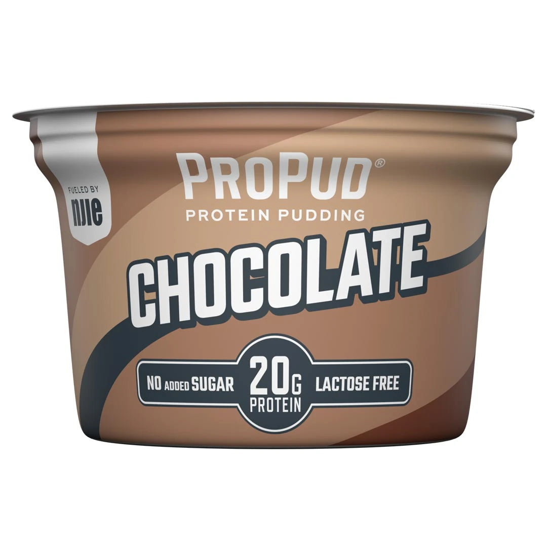 NJIE ProPud Chocolate 200 g proteinpudding i et brunt plastbeger med hvite og mørkebrune detaljer., bilde 4 av 4
