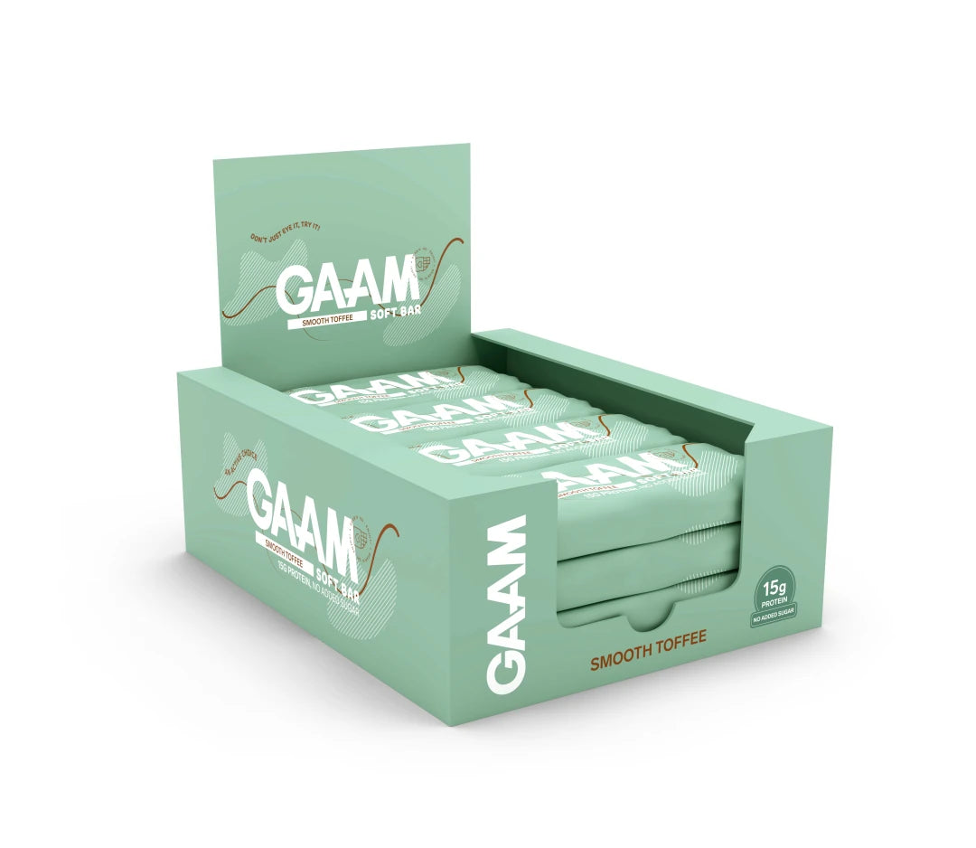 12 x GAAM Soft bar 45 g Smooth Toffee i en lysegrønn kartong med hvite og brune detaljer.