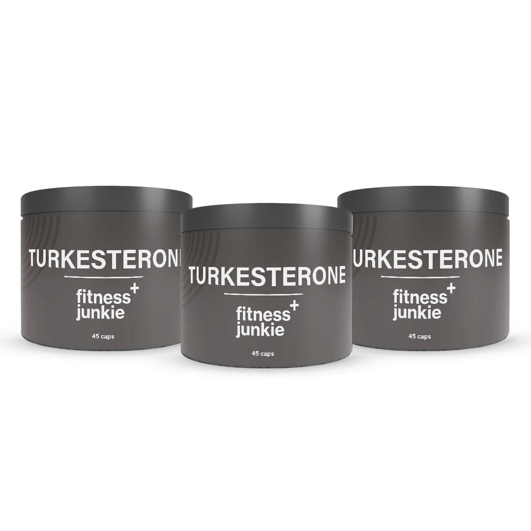 3 x fitnessjunkie Turkesterone 45 caps i mørkegrå bokser med hvite detaljer.