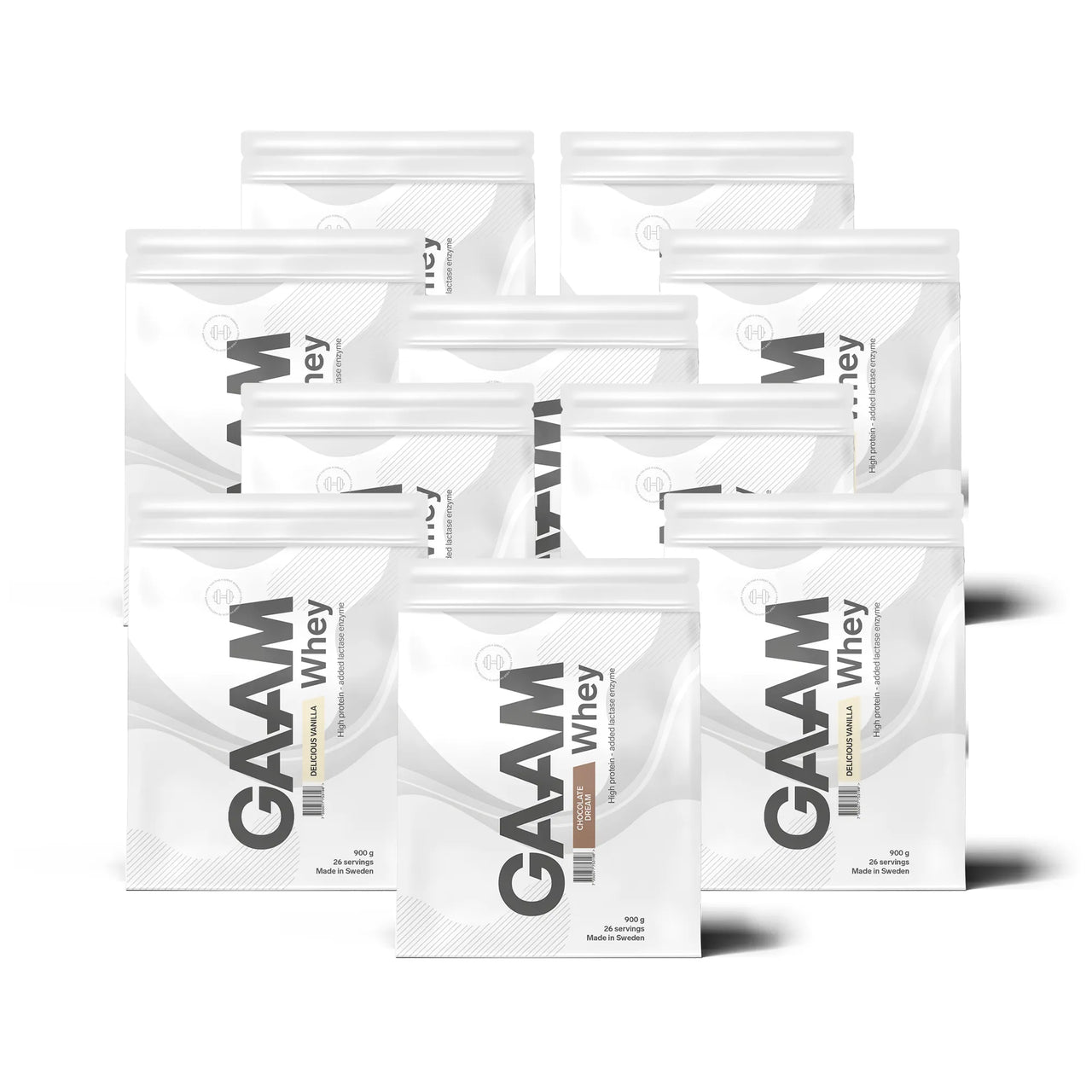 10 x GAAM Whey 900 g proteinpulver i ti hvite poser med grå detaljer for blandede smaker.