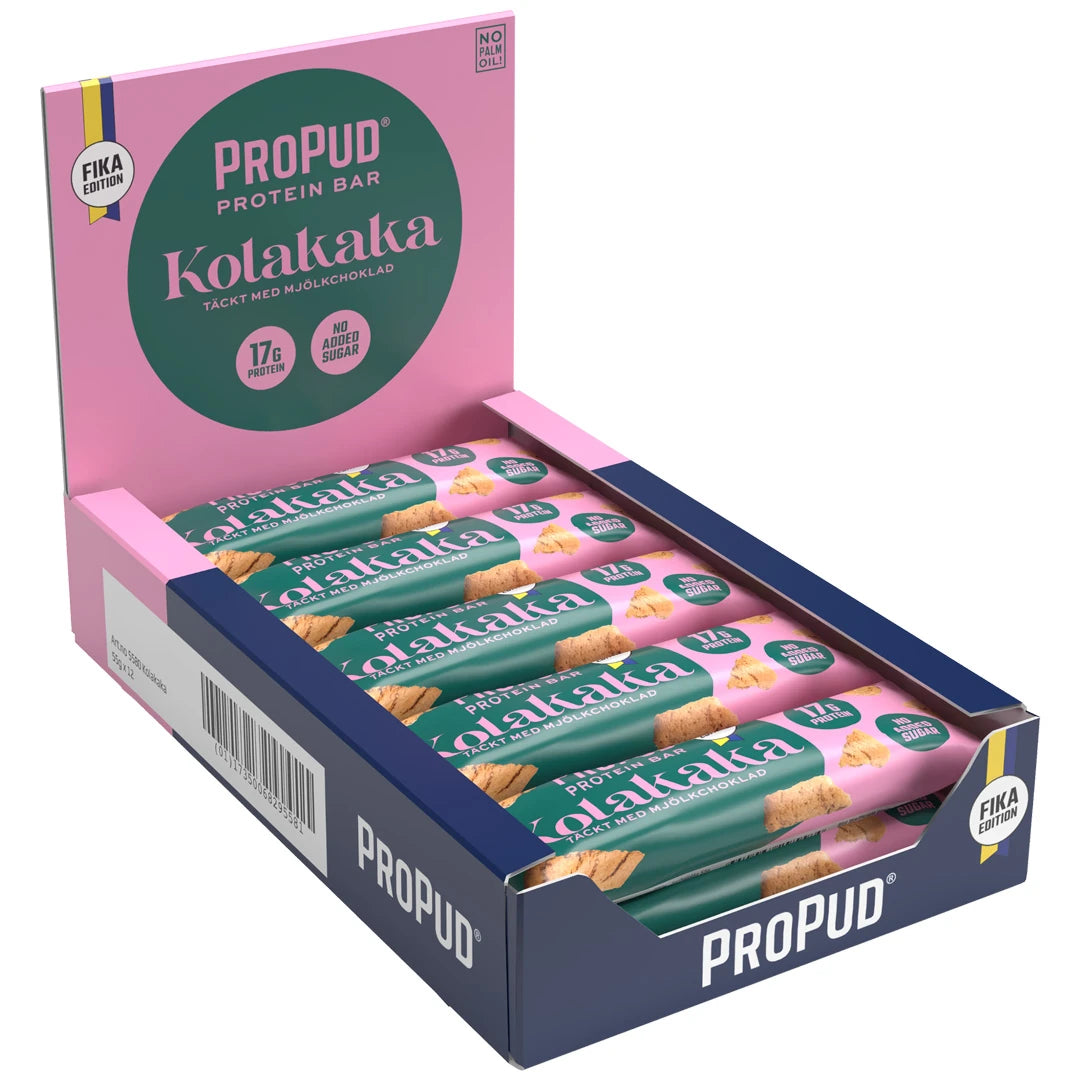 12 x NJIE ProPud Proteinbar 55 g Kolakaka i en rosa og mørkeblå displayeske med matchende barer.