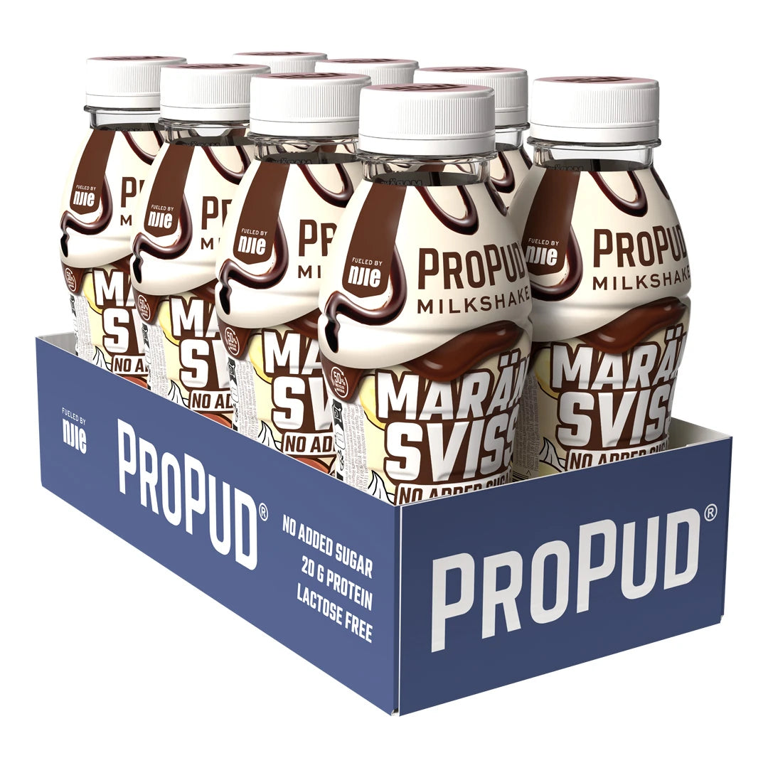 8 x NJIE ProPud Protein Milkshake 330 ml Marängsviss i en blå forpakning med hvite flasker dekorert med sjokoladesaus.