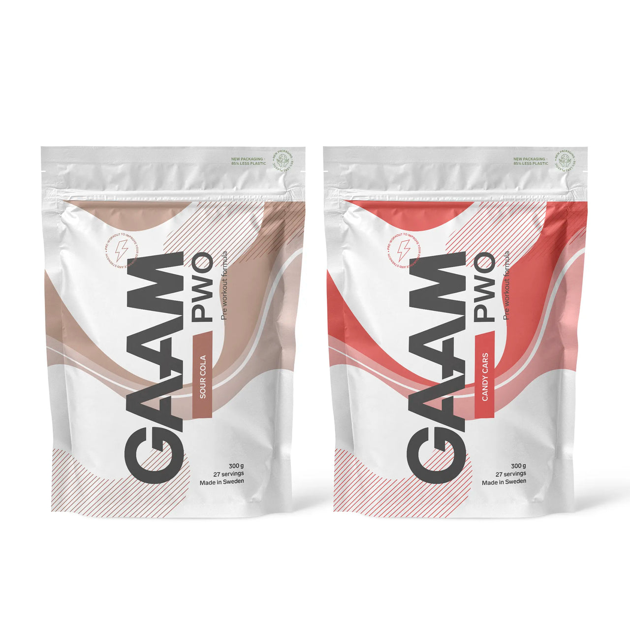 2 x GAAM PWO 300 g i to hvite poser med brune og røde detaljer for smakene Sour Cola og Candy Cars.