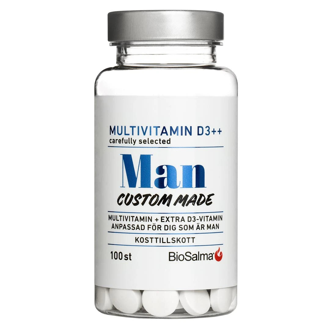 BioSalma Multivitamin Man D3++ 100 tabs i en transparent boks med hvit etikett og blå tekst, fylt med hvite tabletter.