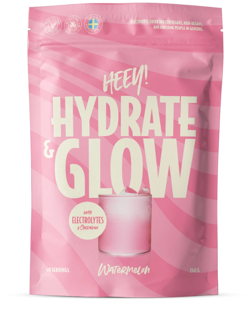 Heey! Elektrolyter + Coll-egan® Passionsfrukt 240 g i pulverform, pakket i en rosa pose med hvite detaljer.