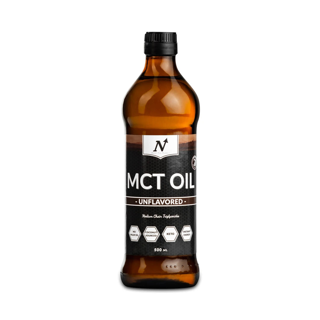 Nyttoteket MCT Oil 500 ml i en beskyttende mørk glassflaske med svart etikett og hvit tekst.