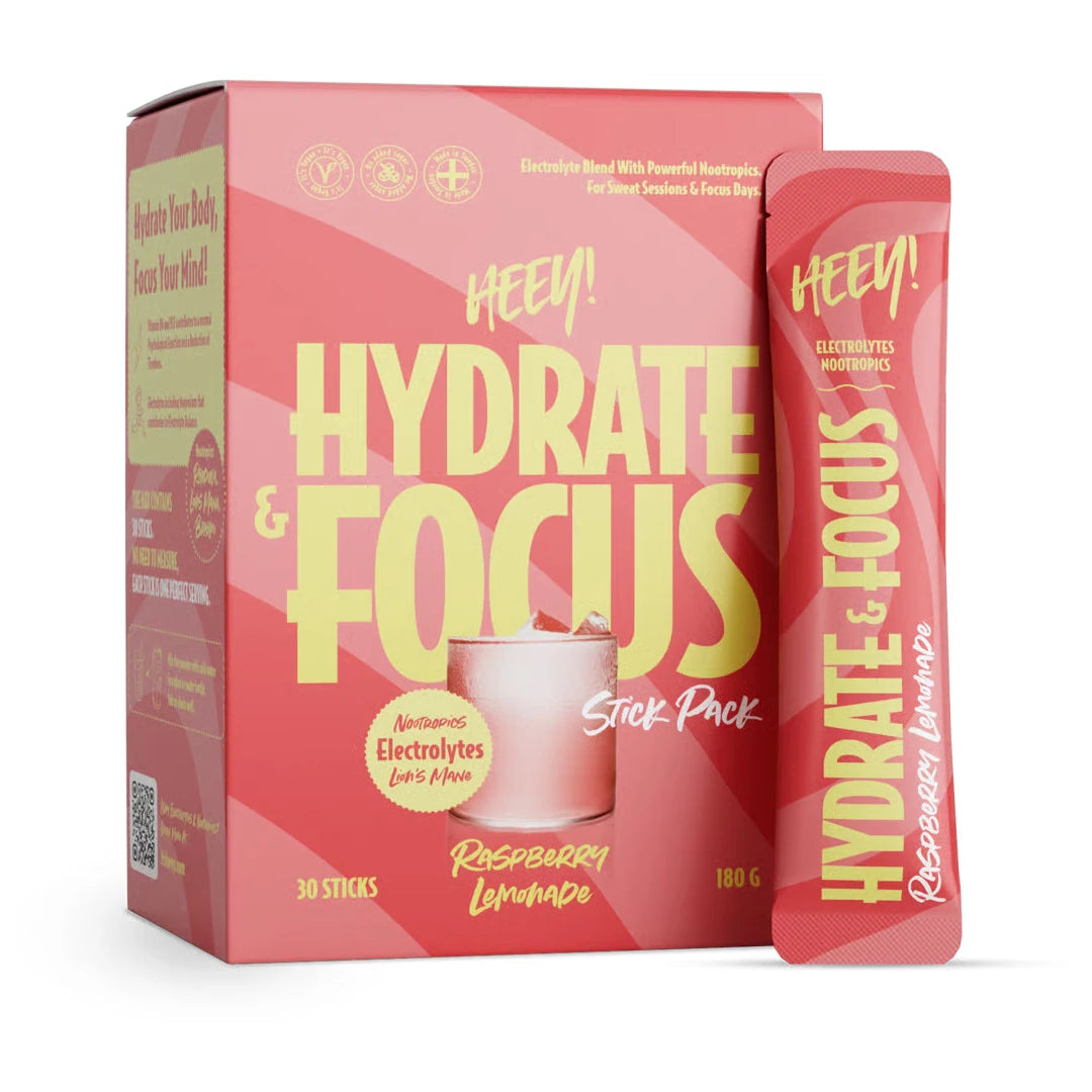 Heey! Hydrate & Focus Electrolytes + Lions Mane 30 x Stick Pack Raspberry Lemonade i en rosa kartong.