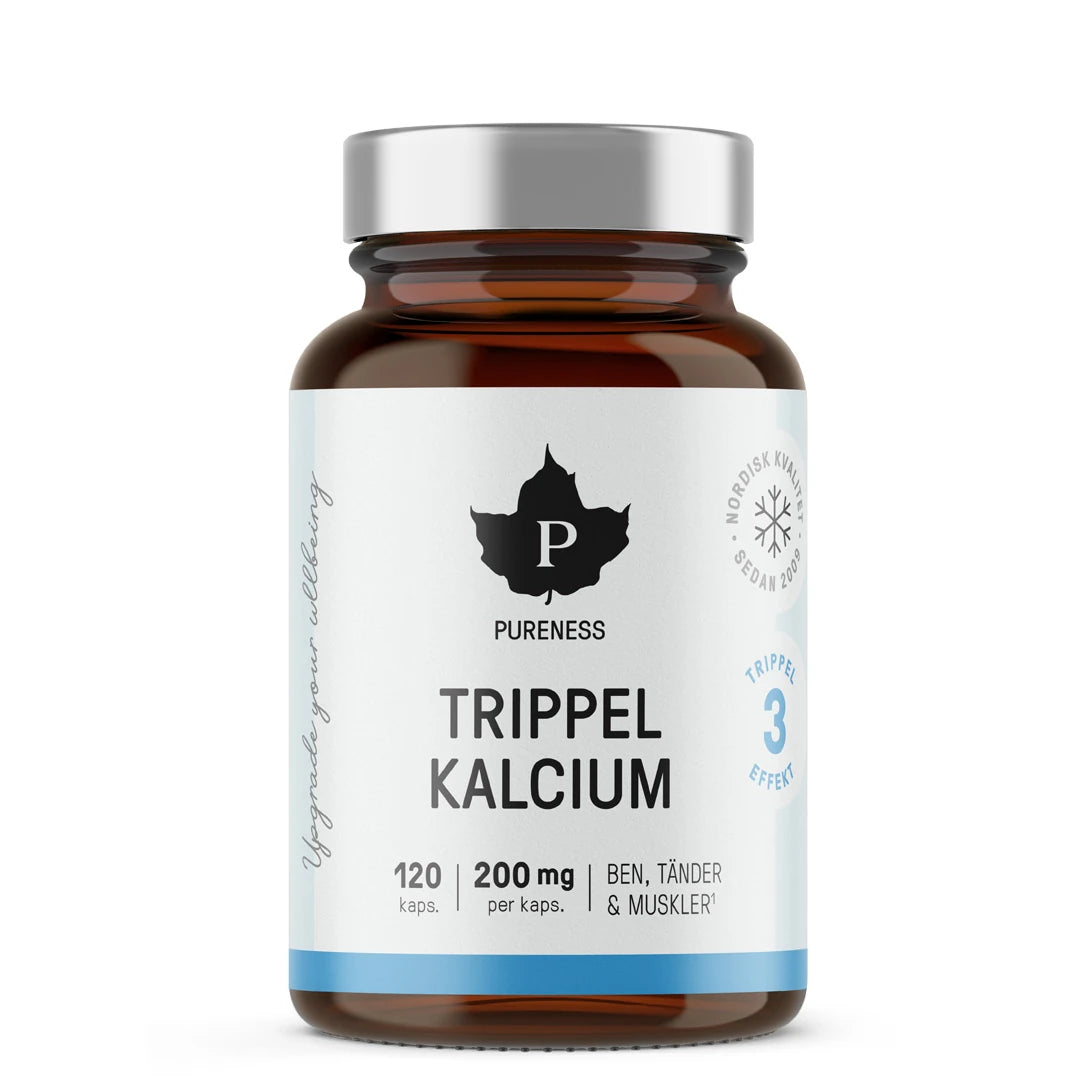 Pureness Trippel Kalcium 120 caps i et brunt glassglass med hvit etikett og sølvfarget lokk.