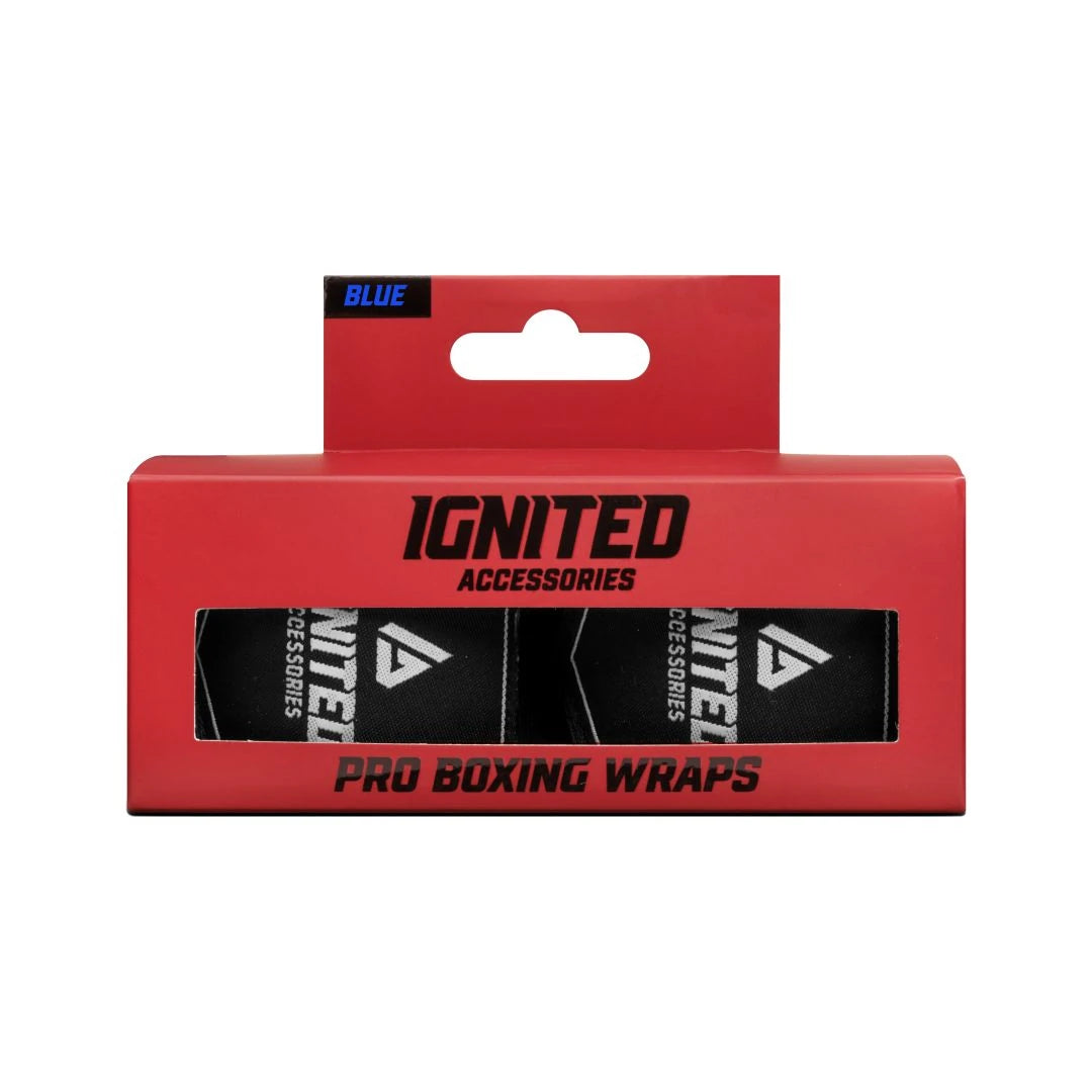 Ignited Boxing Hand Wraps Deep Blue 4.5, mørkeblå elastiske håndbind for kampsport i en rød emballasje.