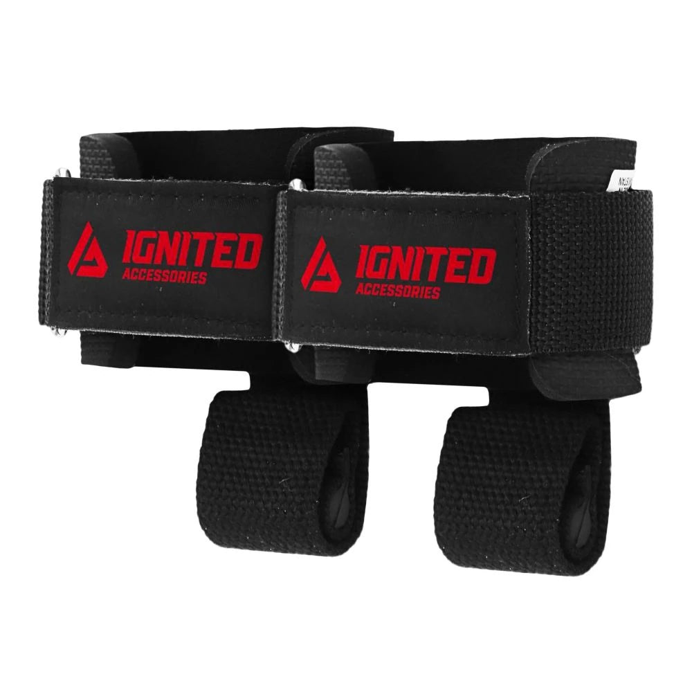 Et par svarte Ignited Supported Lifting Straps With Dowel Black løftereimer med røde detaljer og justerbare spenner.