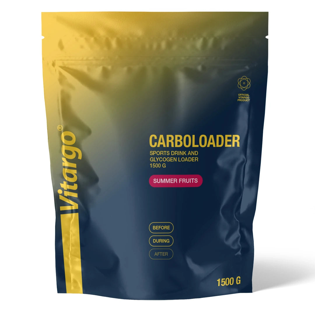 Vitargo Carboloader 1.5 kg sportsdrikk i pulverform, pakket i en mørkeblå og gul pose med smaken Summer Fruits.