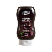 Slender Chef Sweet Sauce 350 ml i en mörk klämflaska med vitt lock och smaken Creamy Chocolate.