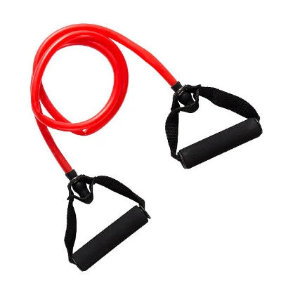 Virtufit Resistance Cable Light er et rødt treningsbånd med svarte, polstrede håndtak for styrketrening.