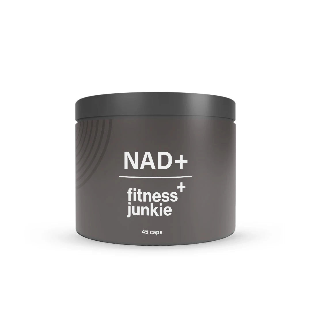 fitnessjunkie NAD+ 45 caps i en stilren mørkegrå boks med svart lokk og hvit tekst.