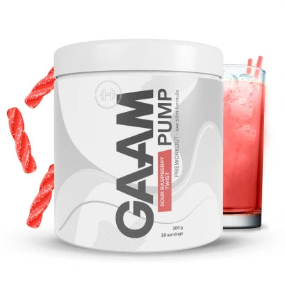 GAAM PUMP 300 g pre-workout pulver i hvit boks med rød drikke og bringebærgodteri for smaken Sour Raspberry Twist.