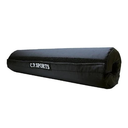 C.P. Sports Barbell Squat Pad 10 cm, en svart nakkebeskyttelse for vektstang i kraftig nylon med borrelås.
