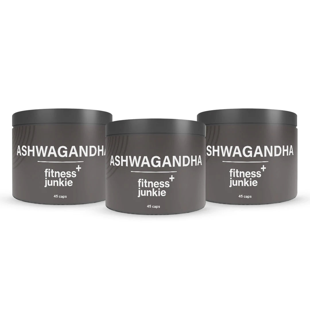3 x fitnessjunkie Ashwagandha 45 caps i tre mørkegrå bokser med hvit tekst.