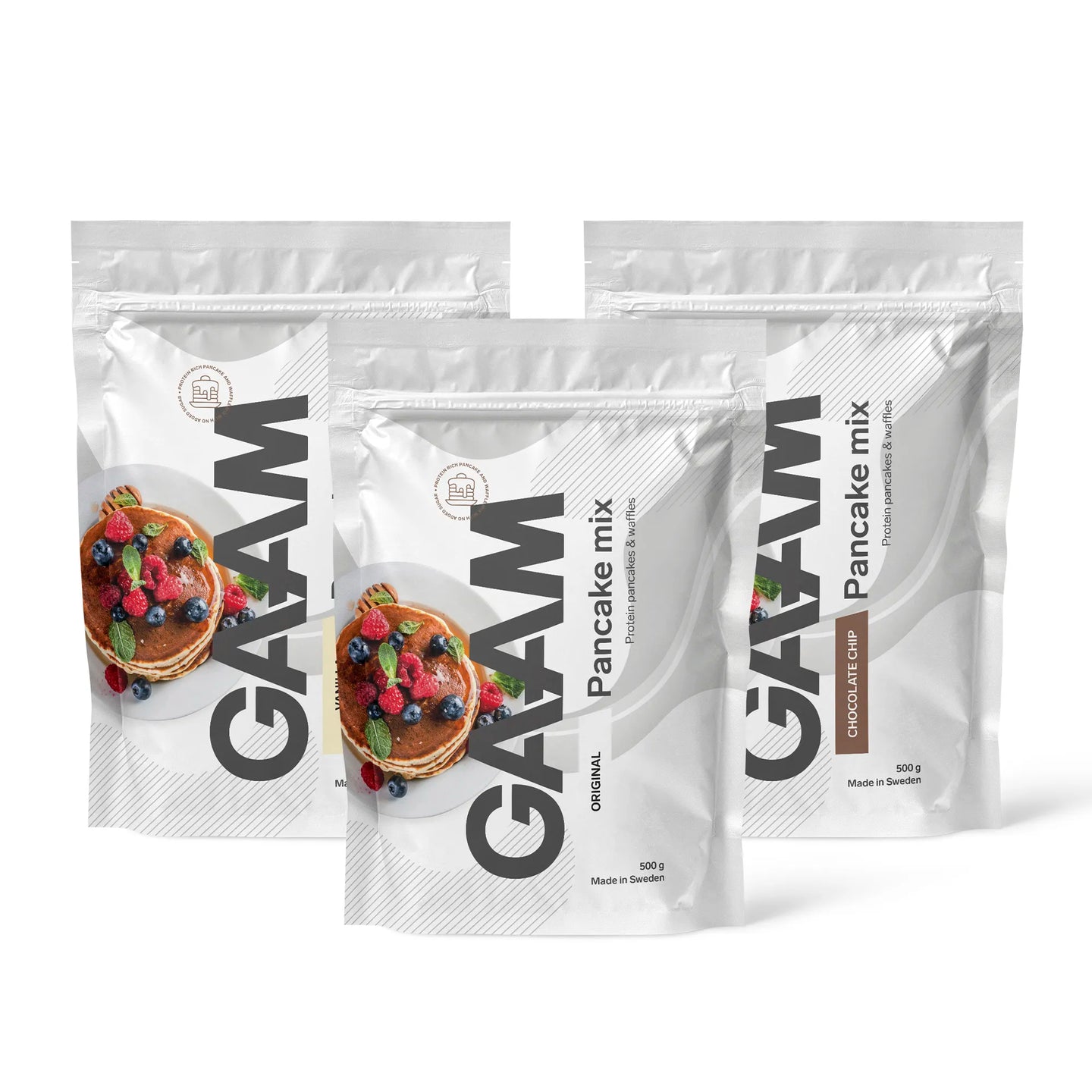 3 x GAAM Pancake Mix 500 g i tre hvite poser med appetittvekkende motiv av pannekaker og bær.