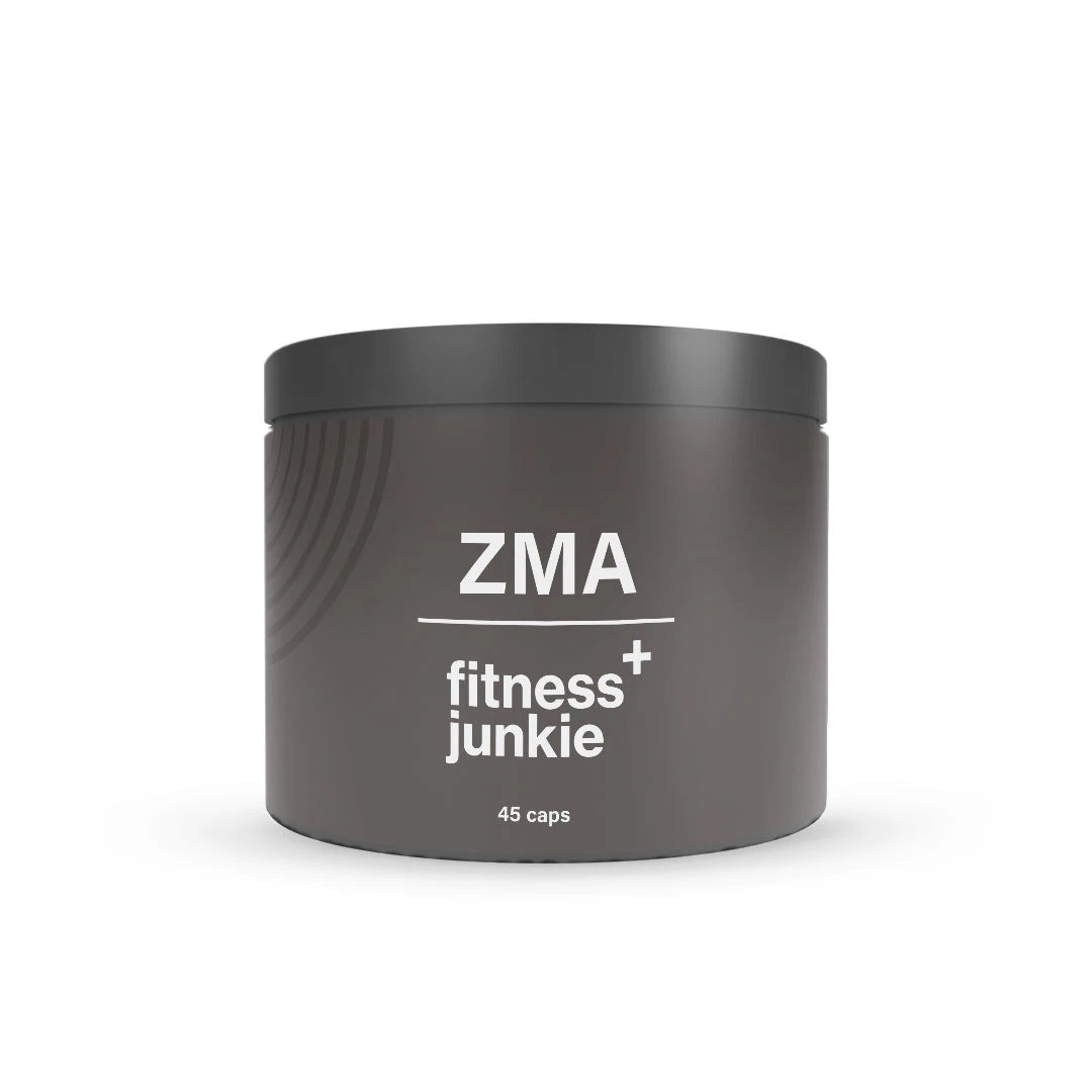 fitnessjunkie ZMA 45 caps kosttilskudd i en stilren mørkegrå boks med hvit tekst.