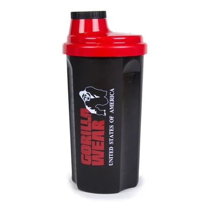 Svart Gorilla Wear Shaker 700 ml med rødt lokk og logo, en praktisk plastshaker for treningsdrikker.