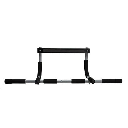 Virtufit Door Gym Multi for overkroppstrening, laget i stål med svarte polstrede håndtak for døråpninger.