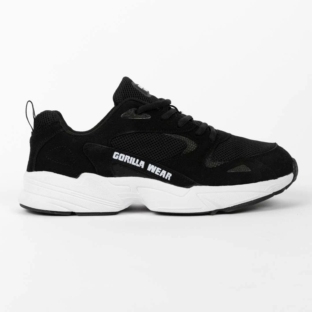 Gorilla Wear Newport Sneakers Black, svarte sporty sko i PU-skinn med ventilerende mesh og en tykk hvit såle., bilde 9 av 11