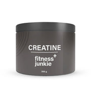 fitnessjunkie Creatine 300 g kreatinpulver förpackat i en mörkgrå burk med svart lock och vit text.