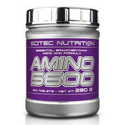 Scitec Nutrition Amino 5600 200 tabs aminosyror i en silverfärgad burk med lila etikett.