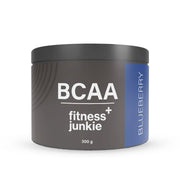 fitnessjunkie BCAA 300 g aminosyror i pulverform, mörkgrå burk med blå detaljer för smaken Blueberry.