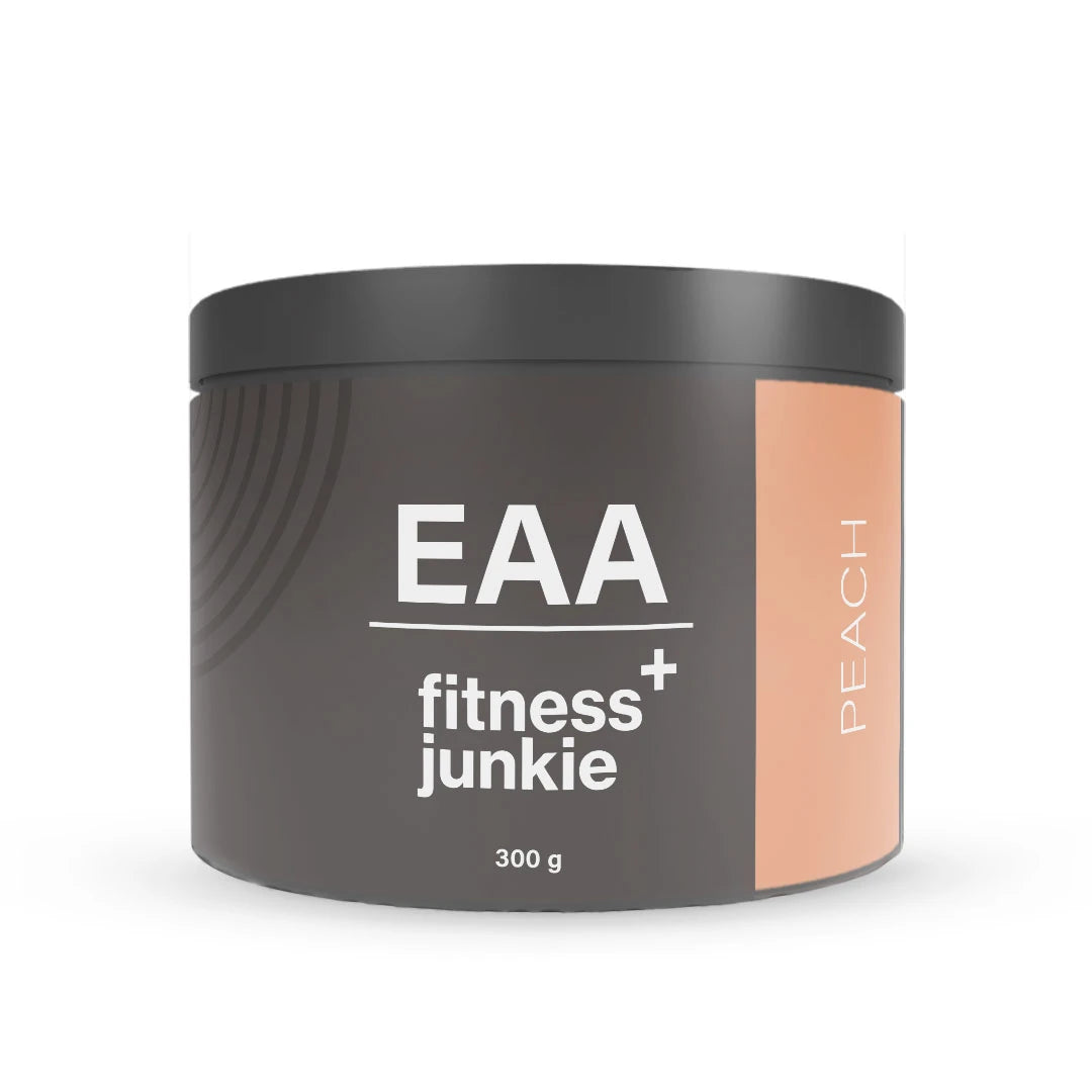 fitnessjunkie EAA 300 g aminosyrepulver i en mørkegrå boks med ferskenfargede detaljer for smaken Peach.