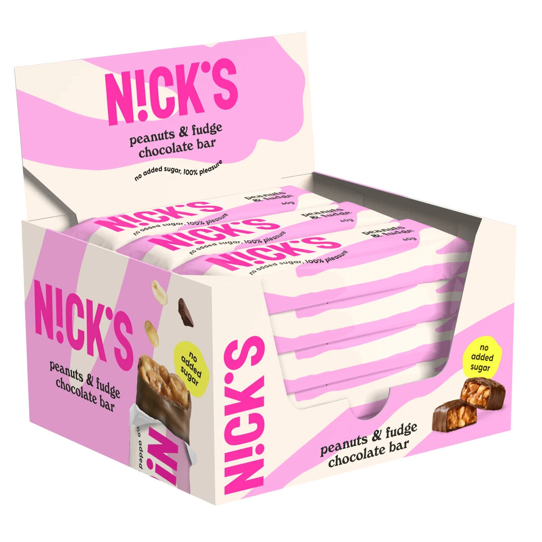 15 x Nicks Peanuts &amp; fudge 40 g sjokoladebarer i en rosa og hvit displayeske., bilde 1 av 1