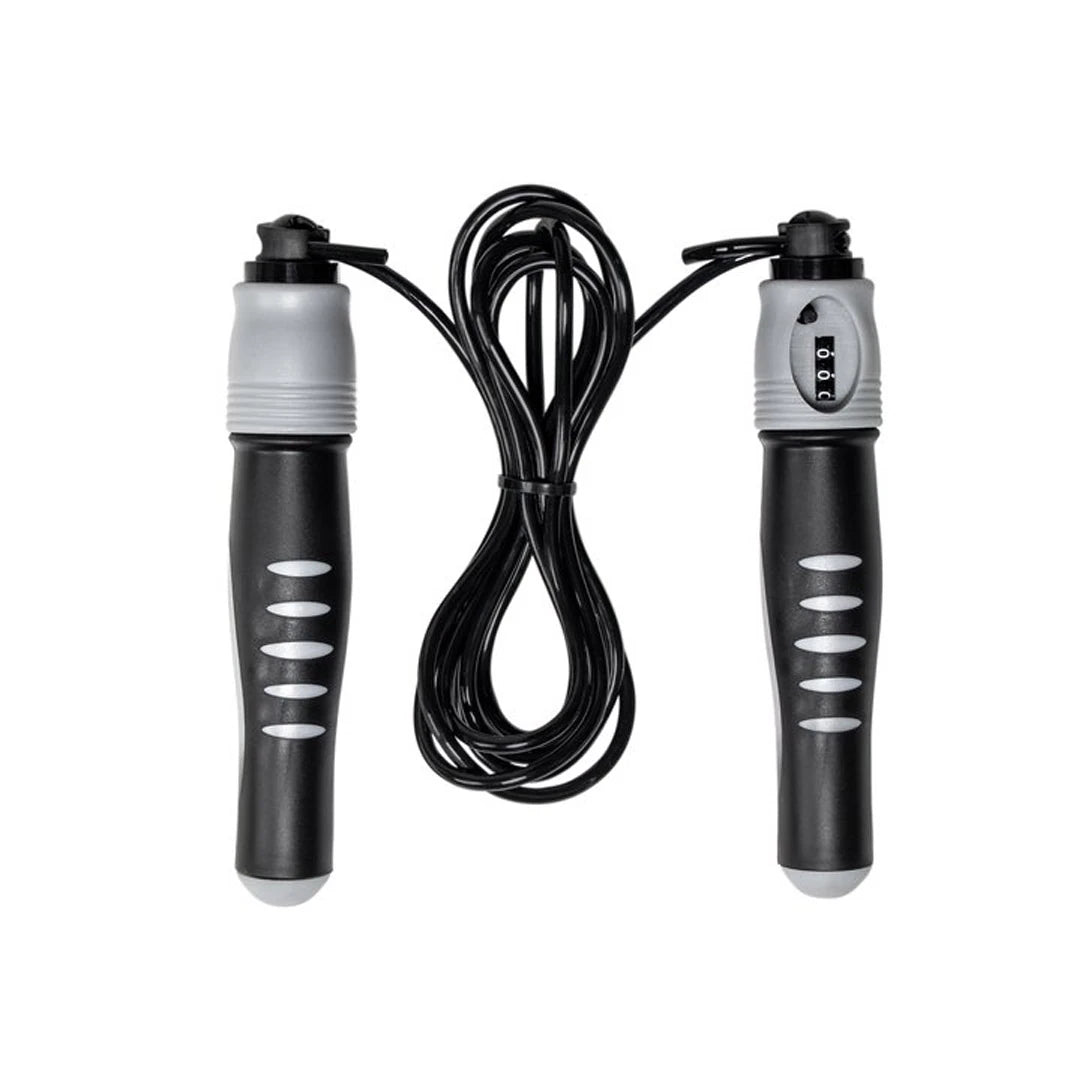 Virtufit Skipping Rope With Counter, et svart hoppetau i PVC med ergonomiske håndtak og innebygd teller.